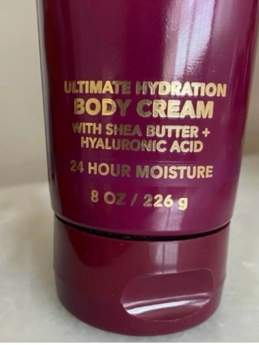 Bath & Body Works Forever Red Ultimate Hydration Body Cream - Red and Gold